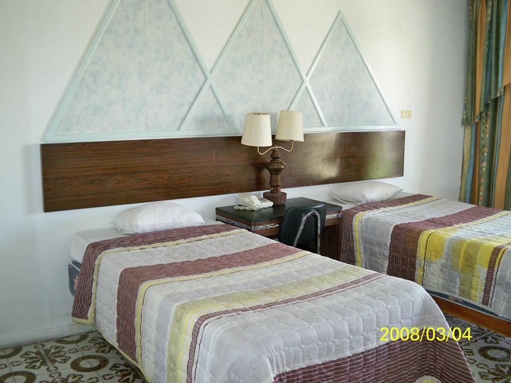 Al Cazar Hotel Aqaba Exteriör bild