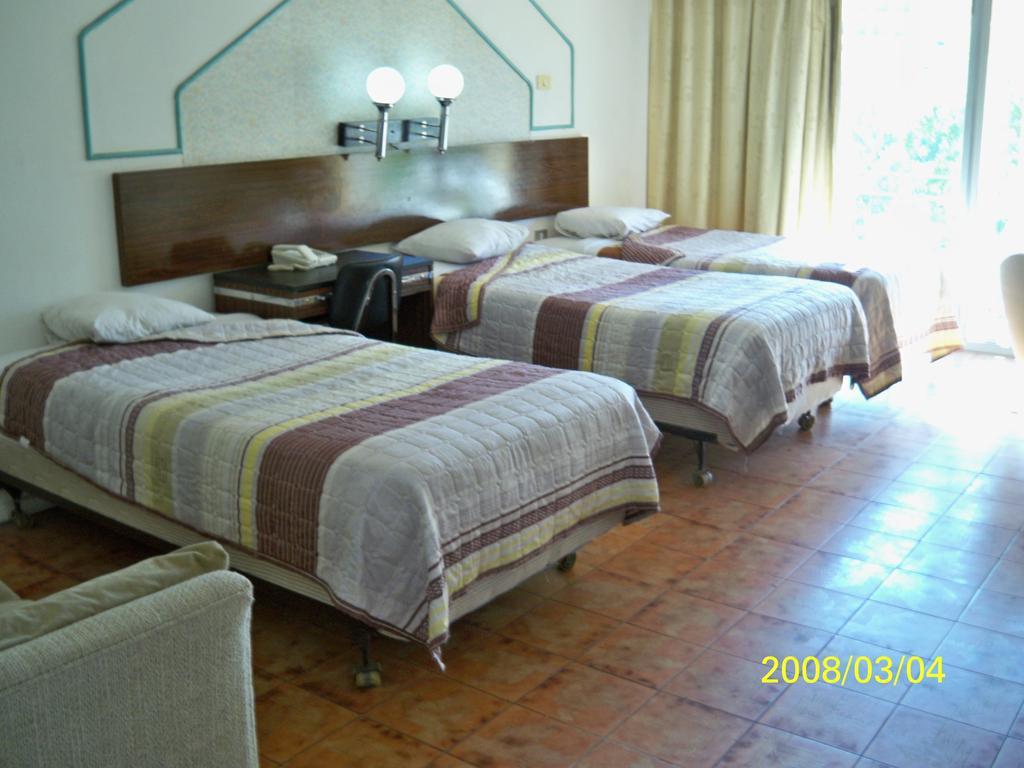 Al Cazar Hotel Aqaba Exteriör bild